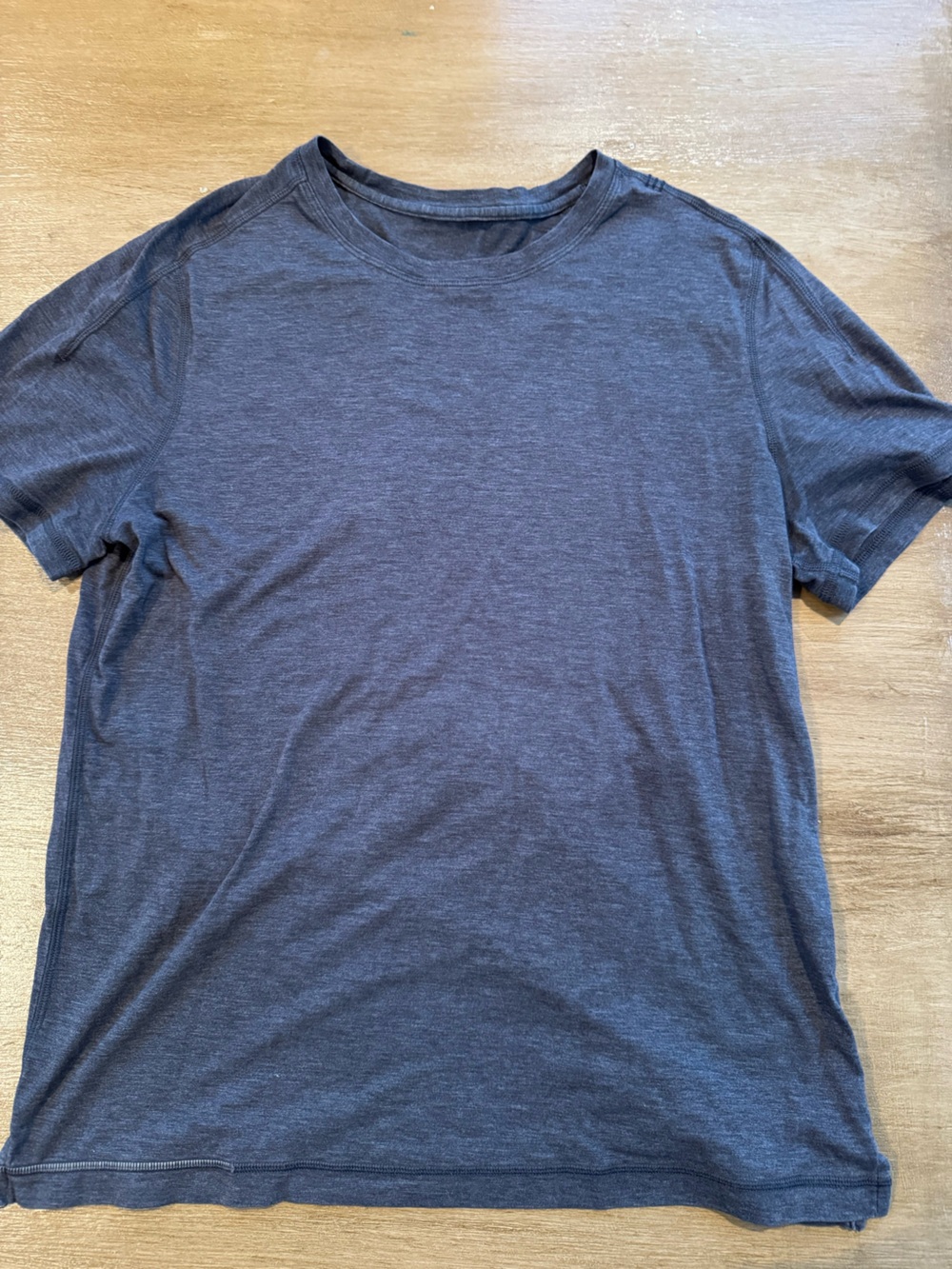 lululemon athletica Men's Heather Navy Short Sleeve Tee